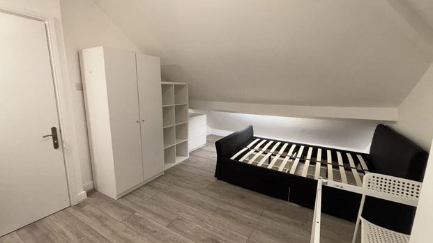 Studio to rent - Photo 1