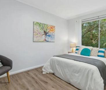 Peaceful serenity with urban convenience - Photo 2