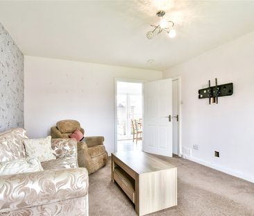 2 bedroom house to rent Benedict Close, Salford, Greater Manchester... - Photo 1