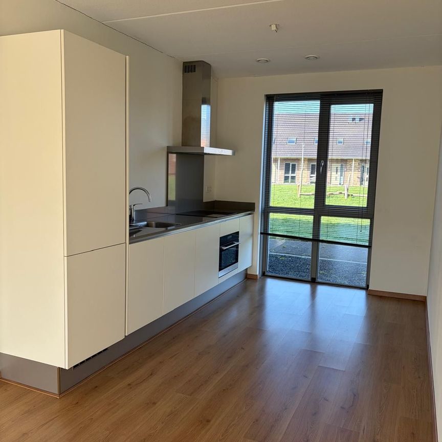 Huis te huur: Van Wijnbergenstraat 35 7323 XR Apeldoorn - Photo 1