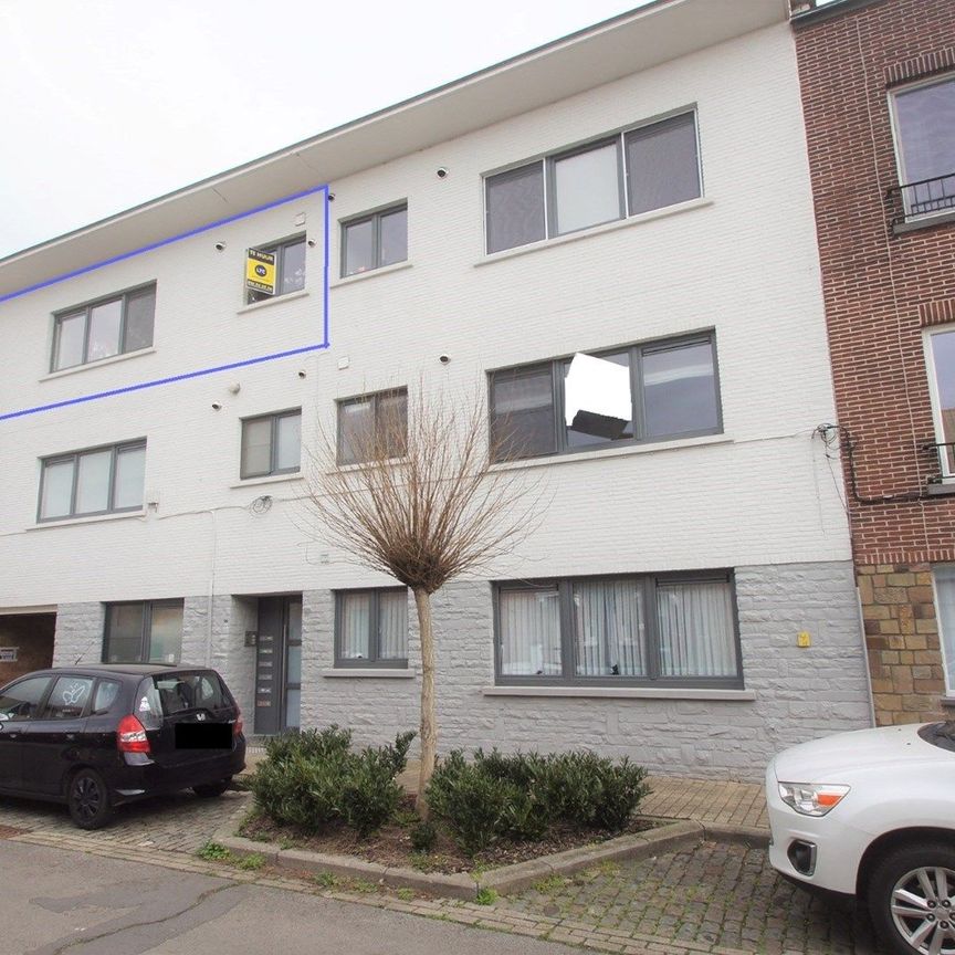 Goed gelegen, energiezuinig 3 slaapkamer-appartement met terras - Foto 1