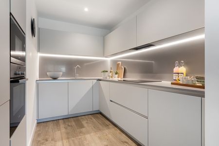 1 Bed Flat, Station Approach, SE26 - Photo 5