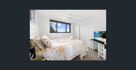 Luxury Fully Furnished Apartment With Ocean Views! - Photo 4