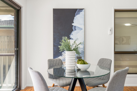 SPACIOUS HOME PERFECT FOR YOUR FAMILY! - Photo 2