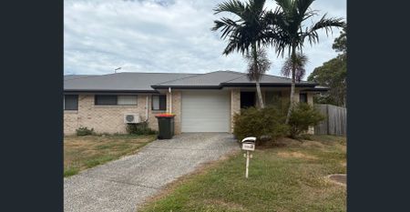 Low-Maintenance Living in a Convenient Mango Hill Location - Photo 4