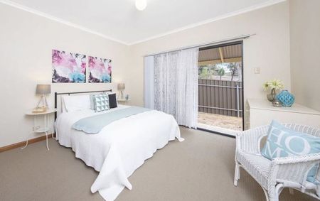 Spacious Family Living in a Prime Golden Grove Location - Photo 5