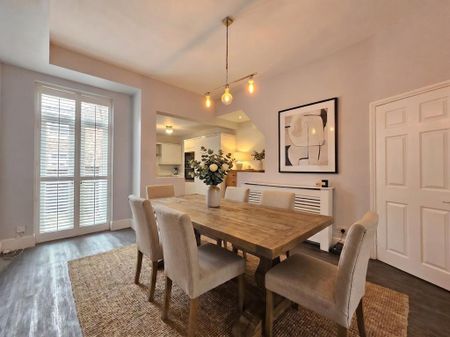 3 bedroom terraced house to rent - Photo 2