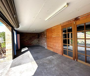 3 Bedroom Home with Character - Photo 4