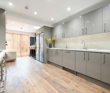 1 bedroom in a house share to rent - Photo 5