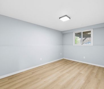 For Lease - 1036 Attersley Drive Unit# Basement, Oshawa, Ontario - Photo 3