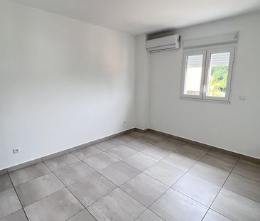 Location Appartement 3 pièces 78m² LA TRINITE 97220 - Photo 1