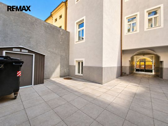 Pronájem bytu 1+kk a garsoniéry 29 m², Radimova 119, Praha - Photo 1