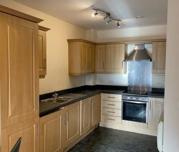 2 Bed Flat, Peel Mills, LS27 - Photo 2