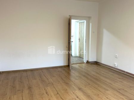 Pronájem bytu 1+1 36 m2 - Photo 4