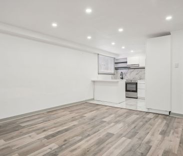 For Lease - 18 Thirty Third Street Unit# 6, Toronto, Ontario - Photo 1