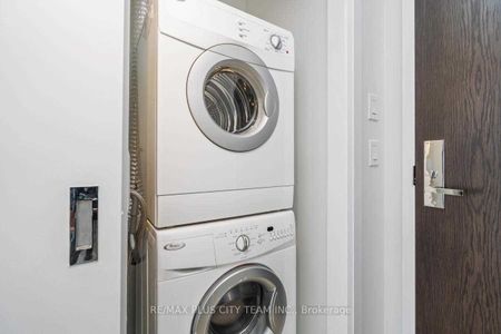 For Lease - 224 King Street Unit# 2701, Toronto, Ontario - Photo 2