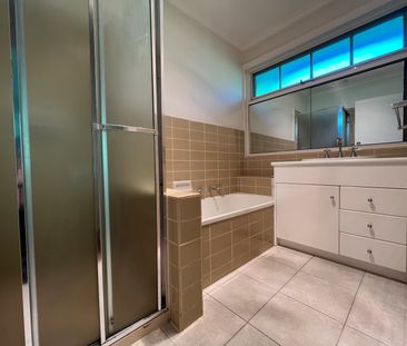 LOVELY THREE BEDROOM UNIT - 6 MONTH LEASE ONLY - Photo 1