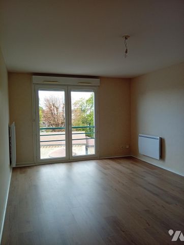 A LOUER TYPE 2 AVEC GARAGE RESIDENCE DU BARY, CHAMP DE MARS - PROCHE DU CENTRE VILLE - Photo 3