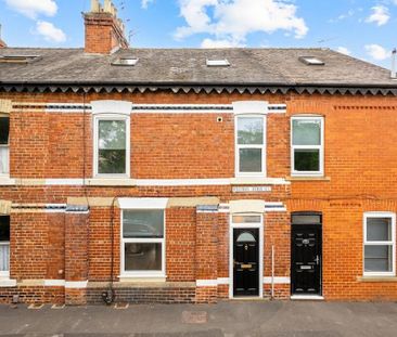 4 bedroom terraced house to rent - Photo 4