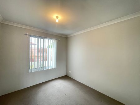 4 x 2 Family Home with Secured Courtyard - Photo 5