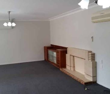 Townhouse On Turret - Photo 4