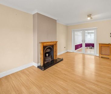 3 bedroom property to rent - Photo 1
