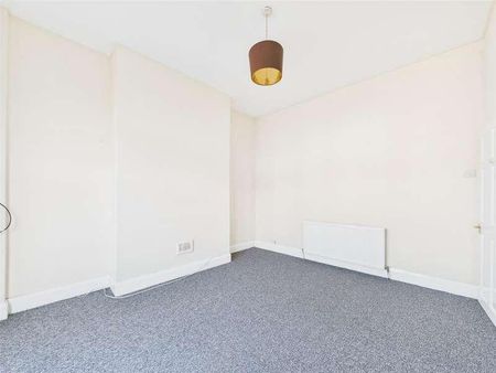 St Vincent Road, Wallasey, CH44 - Photo 4