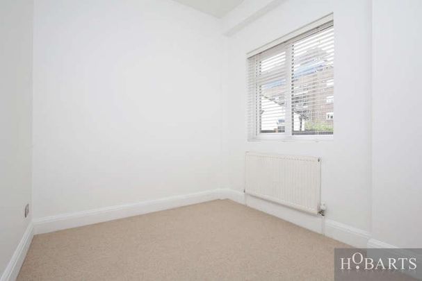 Cornwall Road, Stroud Green, London, United Kingdom, N4 - Photo 1