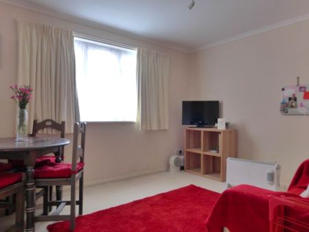 Southwold Road, North Watford, WD24 - Photo 3