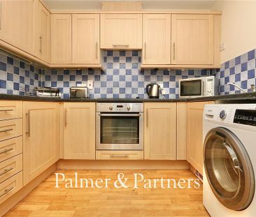 2 bedroom apartment to rent - Photo 4