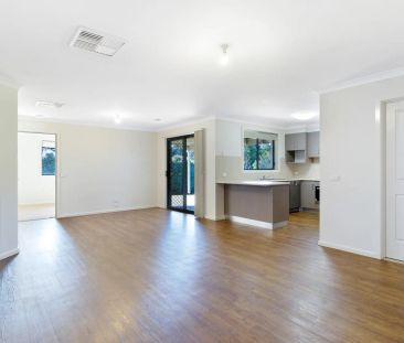 Modern Living in a Sought-After Thurgoona Location - Photo 3
