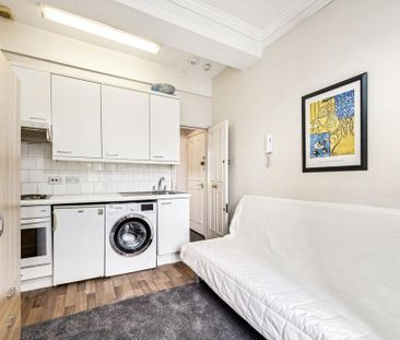Studio to rent - Photo 3