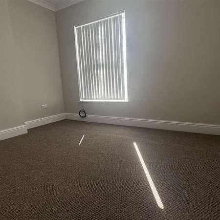 Kirby Road, Coventry, CV5 - Photo 1