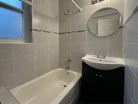 Appartement 2 chambres au centre-ville de Montréal, non meublé - Photo 3