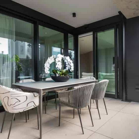 One Saint Stephens - Photo 1