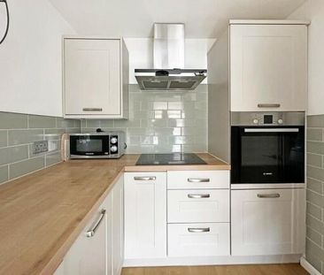 2 bedroom terraced house to rent - Photo 6