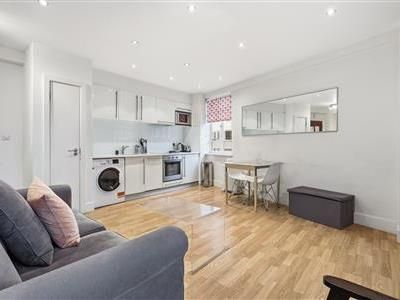 Nell Gwynn House, Sloane Avenue, SW3 - Photo 1