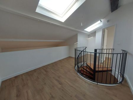 LOCATION APPARTEMENT T3 Bis, POITIERS, CENTRE-VILLE - Photo 3