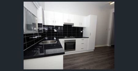 Ground Floor Unit Close to the Beach - Photo 3