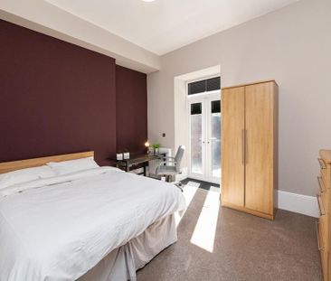 6 bedroom flat to rent - Photo 5