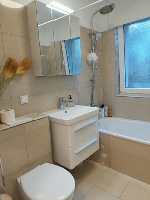 Frauen WG, Room for rent, Möbliert, Helle Wohnung, WG Zimmer - Photo 1