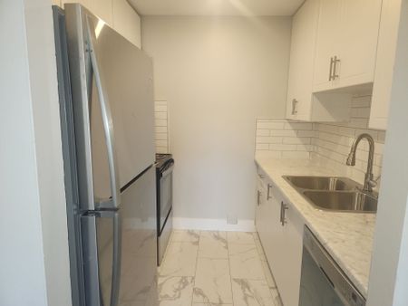 For Lease - 8800 Willoughby Drive Unit# 202, Niagara Falls, Ontario - Photo 5