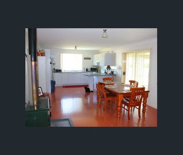 Family Home - Photo 2