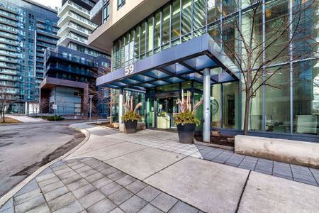 For Lease - 59 Annie Craig Drive Unit# 403, Toronto, Ontario - Photo 3