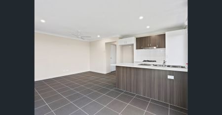 GREAT MODERN 3 BEDROOM HOME - Photo 5