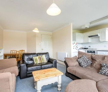 2 bedroom flat to rent - Photo 6