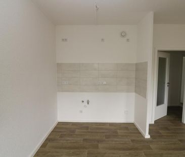 XXL 3-RW mit großem Wohnzimmer Wanne u. Balkon!!! - Photo 1