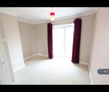 2 bedroom flat to rent - Photo 6