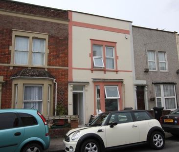3 bedroom terraced house to rent - Photo 6