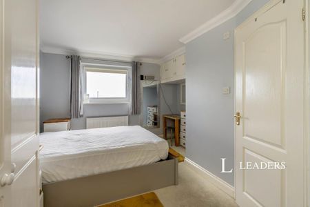 2 bedroom flat to rent - Photo 5
